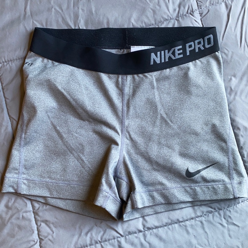 Nike pro compression shorts / spandex
